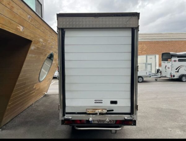 Tweededehands !!!Gesloten kast Saris 2 asser 3000 mm x 1500 mm x 1800 mm - Afbeelding 4